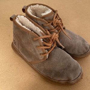 UGG Tan Shearling Boots. Size 5.